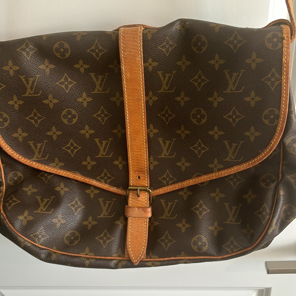 Vintage Louis Vuitton messenger bag